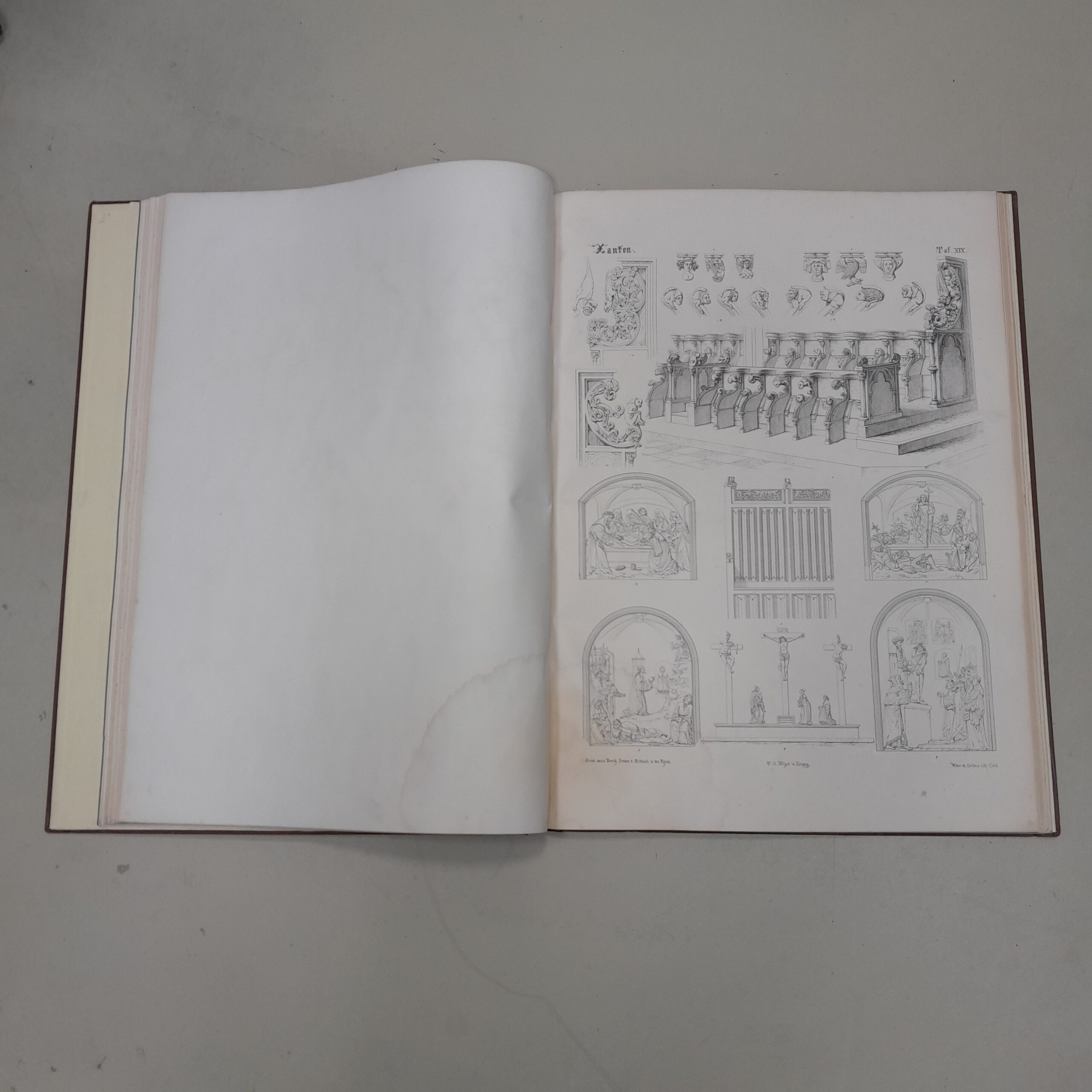 Historische Drucksache auf einem Aufsichtsscanner